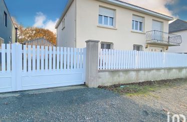 House 6 rooms of 160 m² in Savenay (44260)