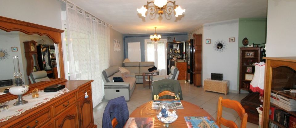 House 6 rooms of 141 m² in Bourganeuf (23400)