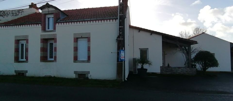 Maison 6 pièces de 130 m² à Le Poiré-sur-Vie (85170)