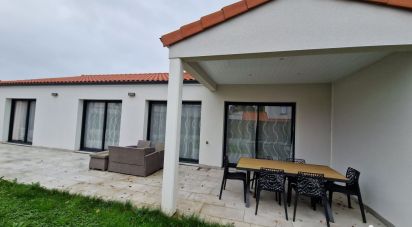 House 6 rooms of 128 m² in Cholet (49300)