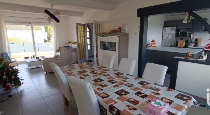 House 7 rooms of 145 m² in Ailly-le-Haut-Clocher (80690)