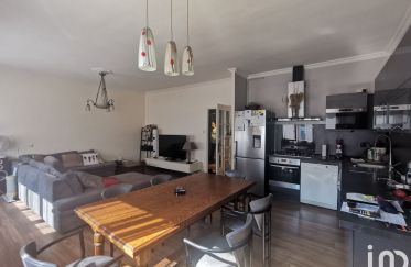 Apartment 3 rooms of 75 m² in Saint-Étienne (42100)