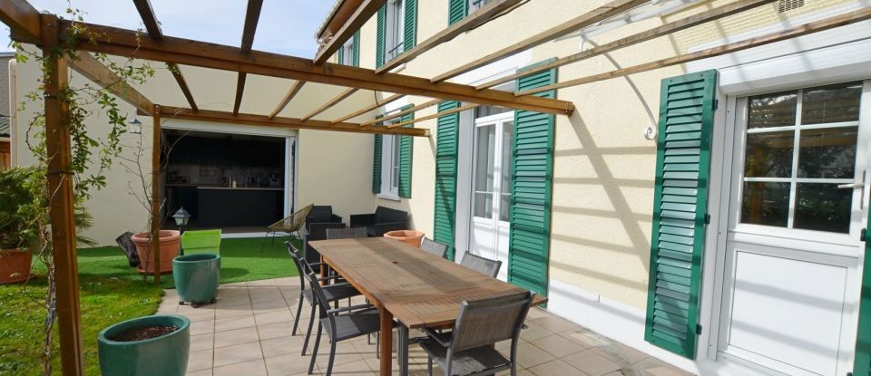 House 6 rooms of 130 m² in Sannois (95110)