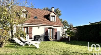 Traditional house 7 rooms of 126 m² in Angervilliers (91470)
