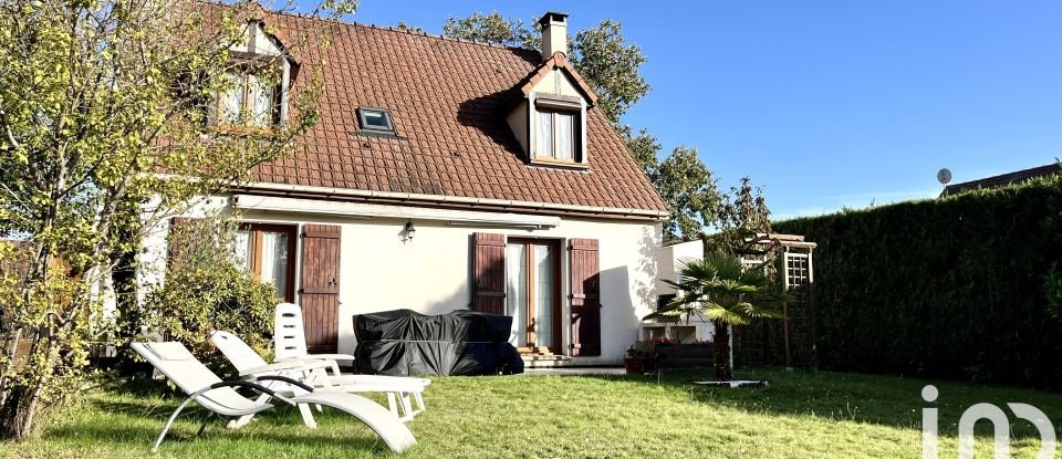 Traditional house 7 rooms of 126 m² in Angervilliers (91470)