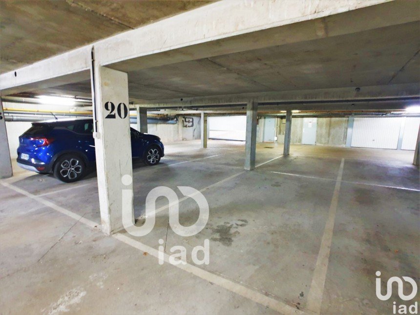 Parking of 16 m² in Achères (78260)