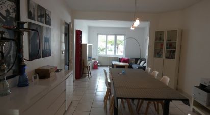 House 5 rooms of 119 m² in Auby (59950)