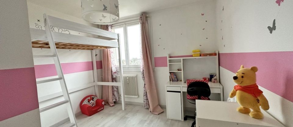 Apartment 4 rooms of 73 m² in Dijon (21000)