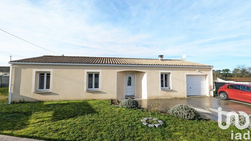 Traditional house 5 rooms of 100 m² in Montendre (17130)