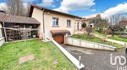 House 4 rooms of 110 m² in Décines-Charpieu (69150)