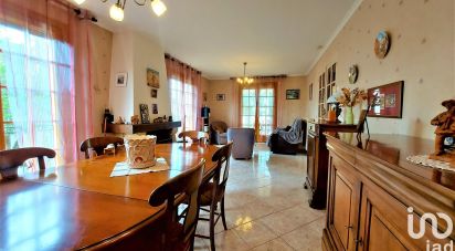 House 6 rooms of 160 m² in Buxerolles (86180)
