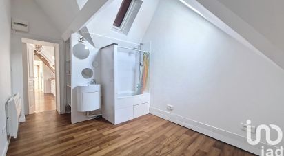 Appartement 3 pièces de 49 m² à Rueil-Malmaison (92500)