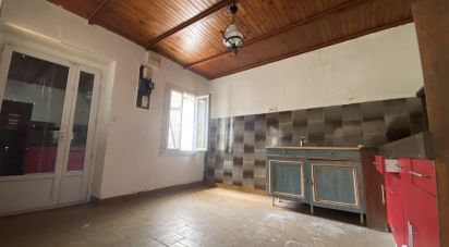 House 5 rooms of 146 m² in Portes (30530)
