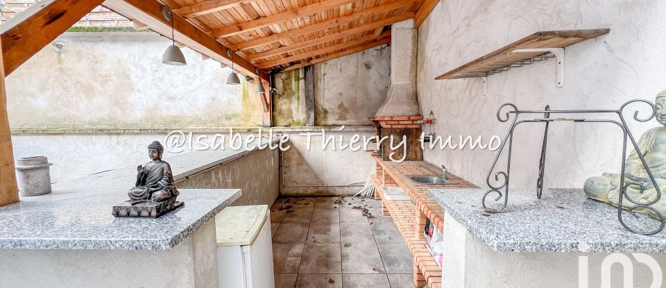 Village house 6 rooms of 171 m² in Ballainvilliers (91160)