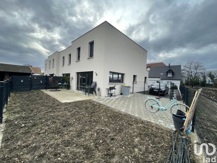 House 4 rooms of 94 m² in Marckolsheim (67390)