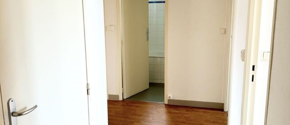 Apartment 4 rooms of 68 m² in Limoges (87000)