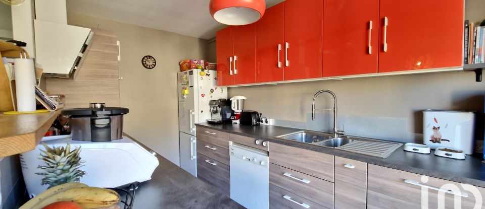 Apartment 3 rooms of 66 m² in Fontaine (38600)