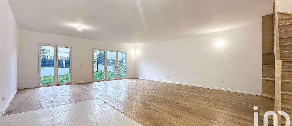 Town house 7 rooms of 143 m² in Neuilly-Plaisance (93360)