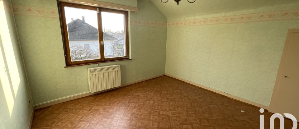 Traditional house 7 rooms of 153 m² in Issenheim (68500)
