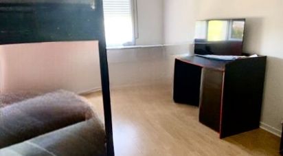 Apartment 3 rooms of 79 m² in Sens (89100)