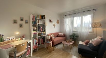 Appartement 4 pièces de 77 m² à Chartres (28000)