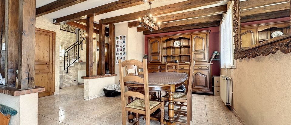 House 6 rooms of 115 m² in Grigny (91350)