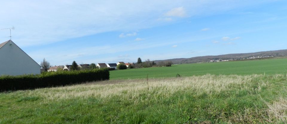 Land of 375 m² in Charny (77410)