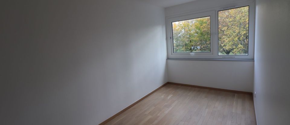 Appartement 4 pièces de 74 m² à Ris-Orangis (91130)