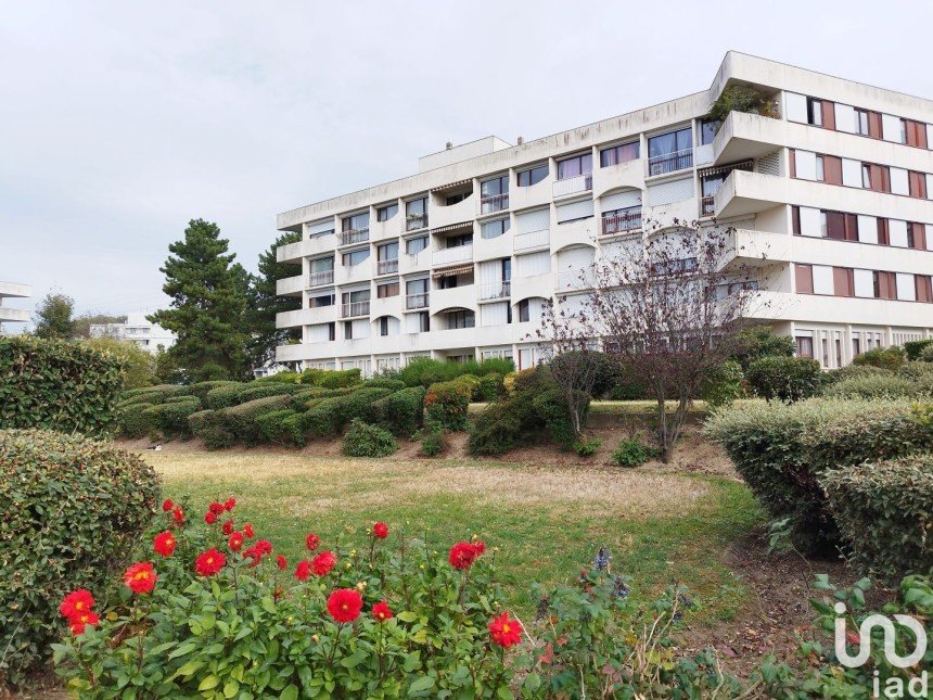 Apartment 5 rooms of 94 m² in Chelles (77500)
