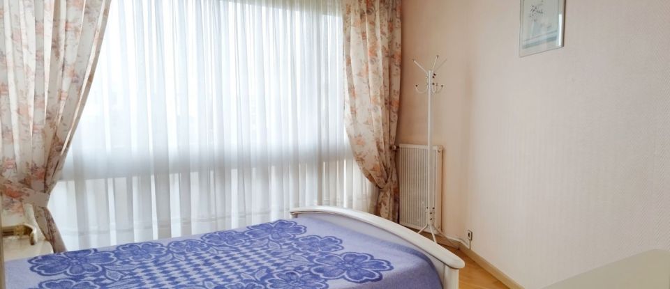 Apartment 5 rooms of 94 m² in Chelles (77500)