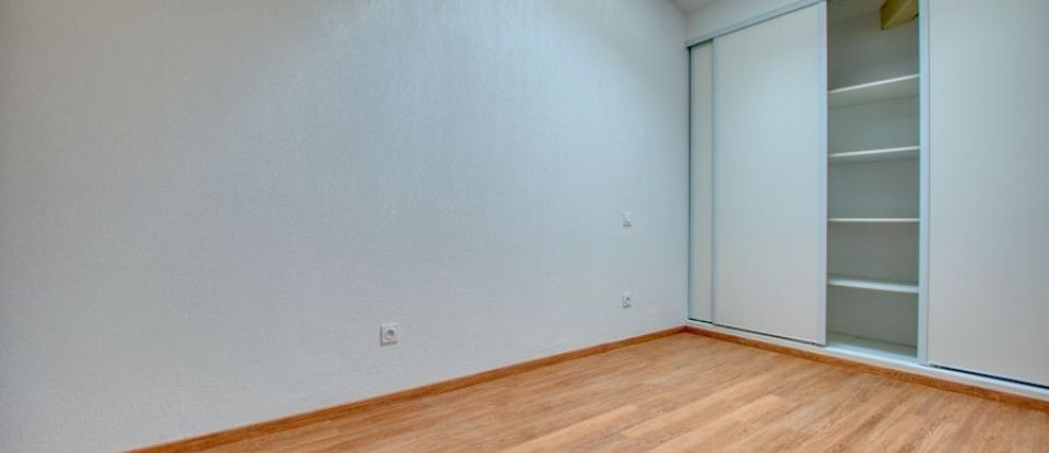 Appartement 4 pièces de 91 m² à Blanquefort (33290)