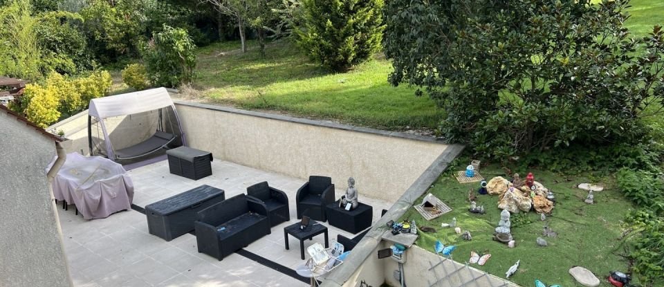 Maison 10 pièces de 189 m² à Morsang-sur-Seine (91250)