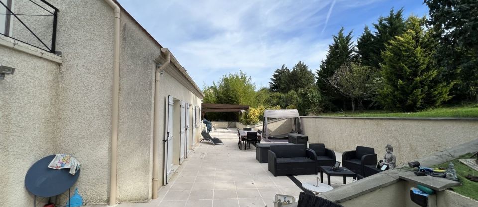 House 10 rooms of 189 m² in Morsang-sur-Seine (91250)