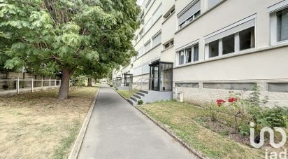 Appartement 3 pièces de 53 m² à Le Plessis-Bouchard (95130)
