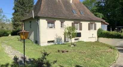 House 5 rooms of 160 m² in Blis-et-Born (24330)