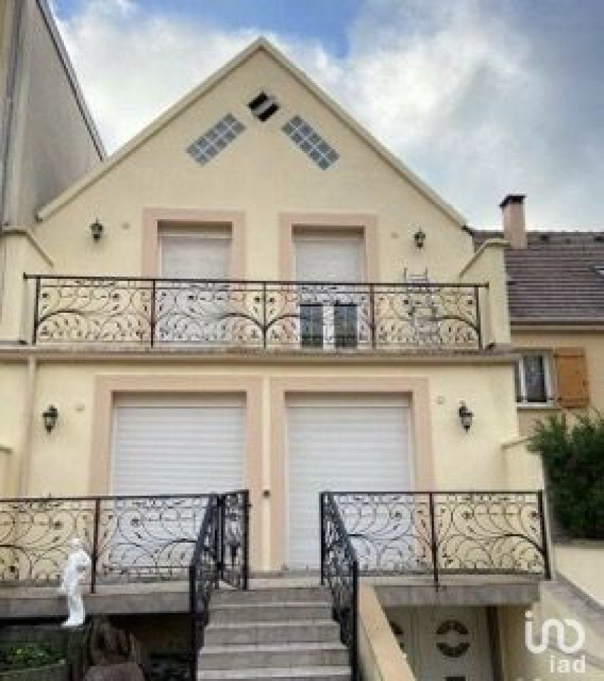 House 6 rooms of 170 m² in Vélizy-Villacoublay (78140)