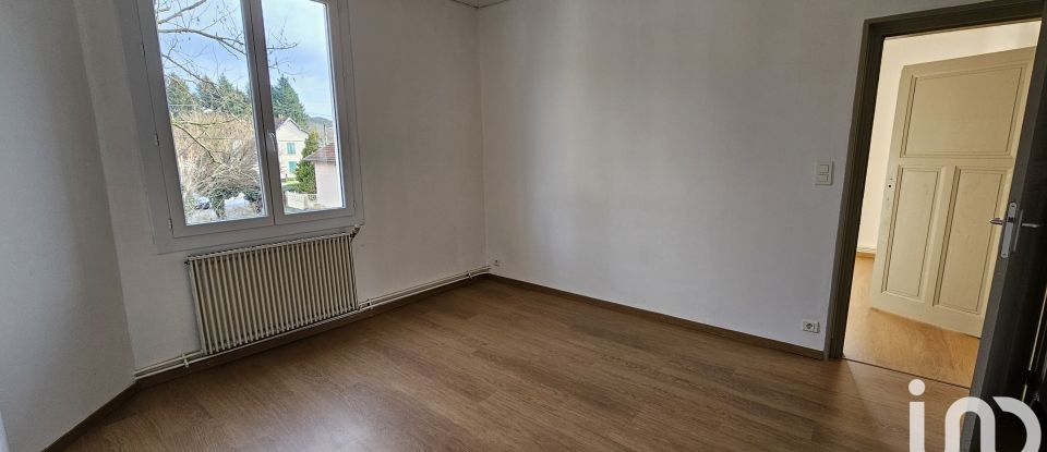 Appartement 3 pièces de 69 m² à Firmi (12300)