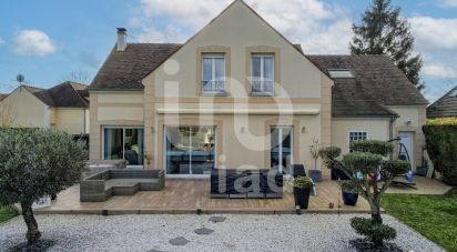 House 7 rooms of 190 m² in Mériel (95630)