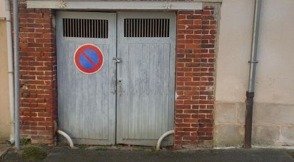 Parking of 9 m² in Breuil-le-Vert (60600)