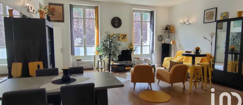 Appartement 3 pièces de 83 m² à Vichy (03200)
