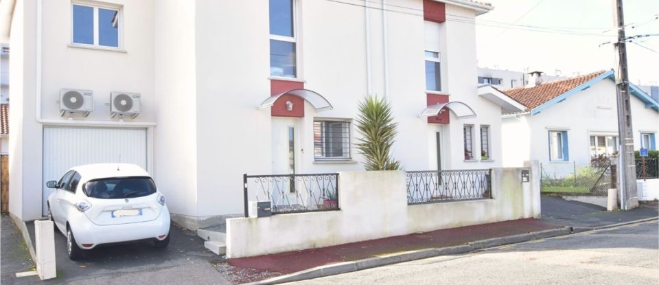 House 4 rooms of 73 m² in Talence (33400)