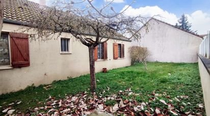 House 4 rooms of 80 m² in Pavant (02310)