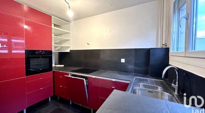 Apartment 3 rooms of 70 m² in Montreuil (93100)