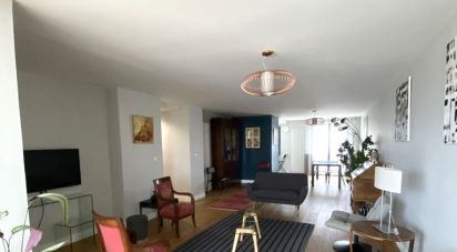 Apartment 4 rooms of 107 m² in Bordeaux (33000)