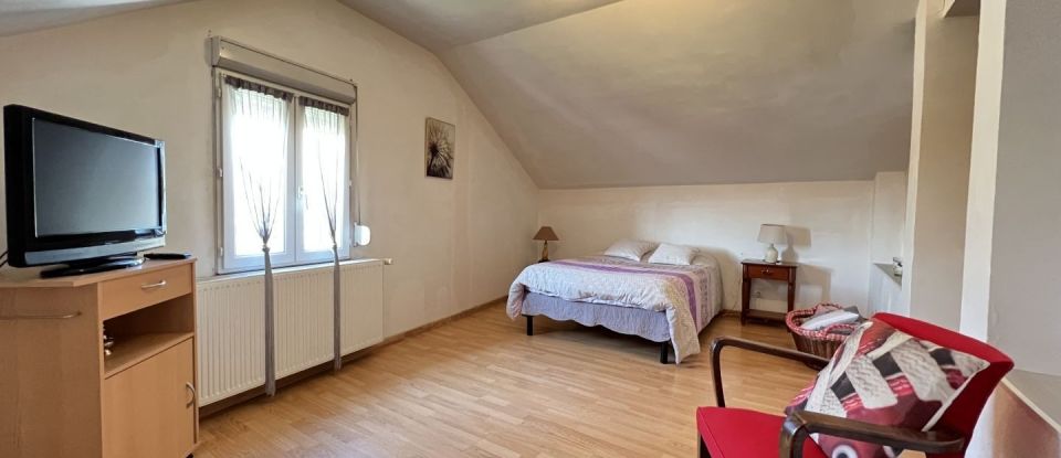 Maison 5 pièces de 156 m² à Châtel-sur-Moselle (88330)