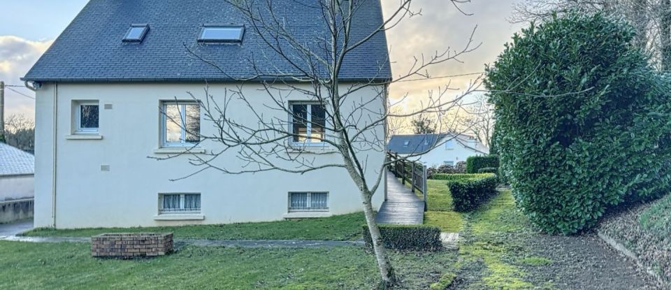 Country house 6 rooms of 135 m² in Loudéac (22600)