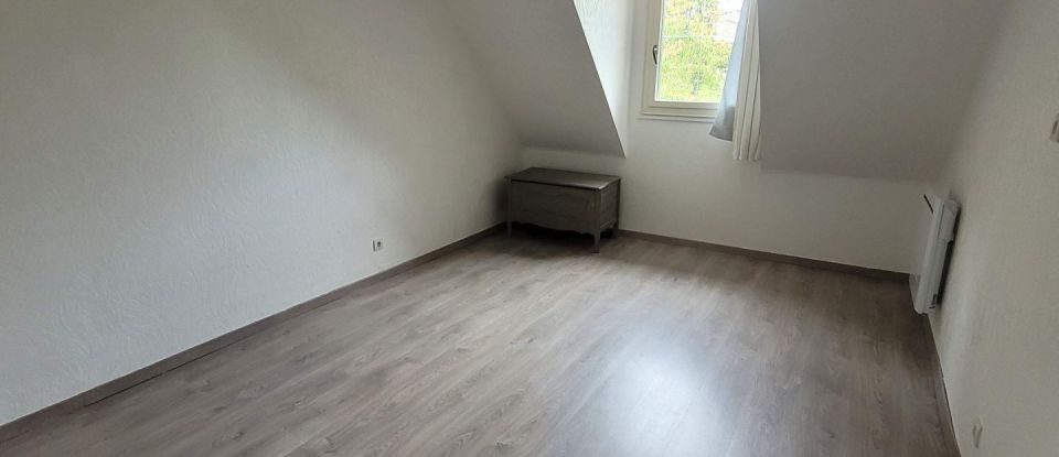 House 6 rooms of 129 m² in Noiseau (94880)