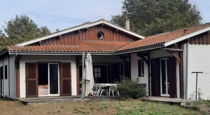House 5 rooms of 143 m² in Sanguinet (40460)