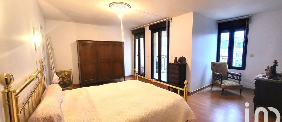 Apartment 5 rooms of 141 m² in Montargis (45200)