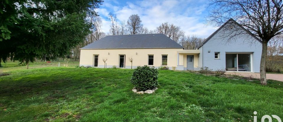 House 6 rooms of 220 m² in Amboise (37400)